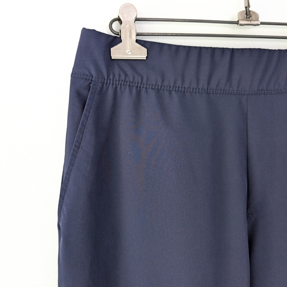 Tommy Bahama Women's Navy Golf Pull-on Pants With Ankle Zip ~ Size Medium - Picture 4 of 10